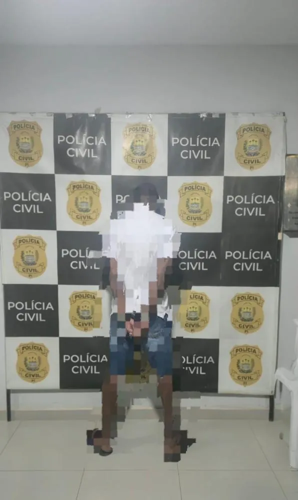 Homem é preso com invólucros de cocaína durante abordagem da PM em Ribeiro Gonçalves