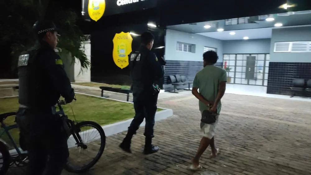 Homem é preso com porções de drogas durante abordagem policial em Luís Correia