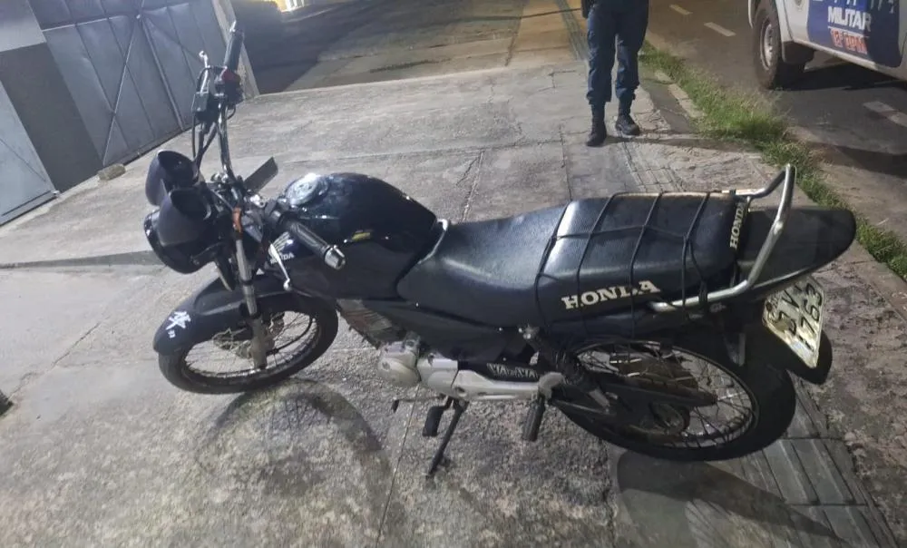 Polícia Militar apreende motocicleta após condutor realizar manobra perigosa em São Pedro do Piauí