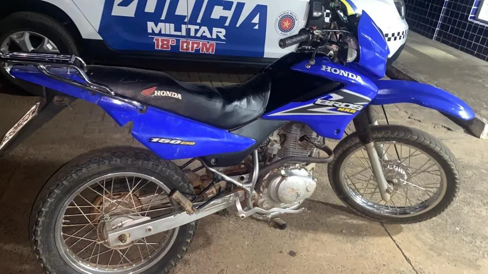 PM-PI conduz dois homens por direção perigosa e apreende motocicleta em Hugo Napoleão